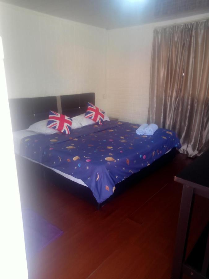 Tumombuvoi Homestay Tiga Papan 외부 사진