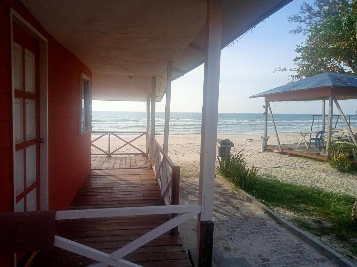 Tumombuvoi Homestay Tiga Papan 외부 사진